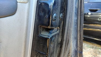 2004-2009 Kia Spectra Passenger Right Front Door Latch With Rods/cables 4 Door