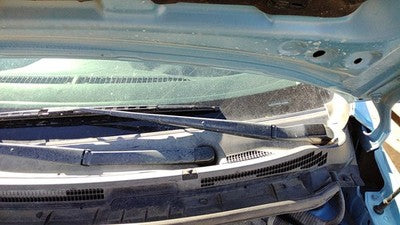 2014-2016 Nissan Versa Note Driver Left Windshield Wiper Arm Oem Blade Lever