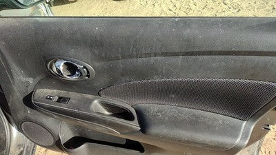 14-18 Versa Passenger Right Front Door Trim Panel With Switches Charcoal G