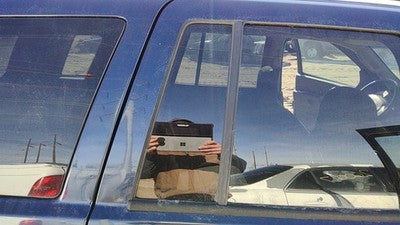 99-04 Grand Cherokee Passenger Right Rear Vent Window Back Door Glass With Frame