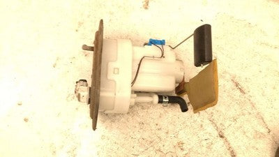 2005-2009 Hyundai Tucson Complete Fuel Pump With Sending Unit Gas Level Oem 2.7L
