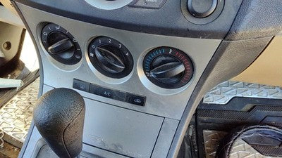 2010 2011 Mazda 3 Temperature Control Module In Dash Heater Ac Head Unit Oem