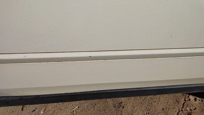 04-08 New Style Malibu Passenger Right Front Moulding From Door Trim White 40U