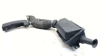 03-04 Town Car Complete Air Intake Cleaner Filter Box Housing With Tube Oem 4.6L