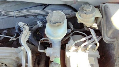 1995-2005 Chevy Cavalier Power Brake Booster With Master Cylinder Pair Set Oem