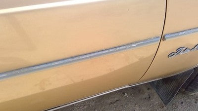 1985 Olds 88 Passenger Right Front Moulding From Door Oem Trim Strip