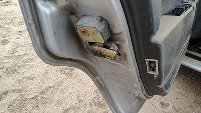 1991 Volvo 740 Driver Left Rear Door Latch With Rods/Cables Oem Back