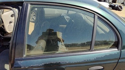 1996-2000 Saturn Sl1 Driver Left Rear Side Window Door Glass Oem Back 21098677