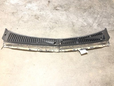 02 Ford F250 Super Duty Windshield Wiper Cowl Vent Trim Panel Grille Powerstroke