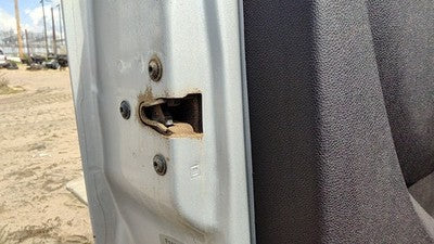 2010-2014 Chevy Tahoe Driver Left Front Door Latch With Rods/cables Oem 22785467