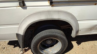 2006 Dodge Sprinter Van 3500 Passenger Right Rear Wheel Flare Moulding Oem Back