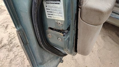 2000-04 Legacy Outback Driver Left Front Door Latch With Rods/Cables Oem