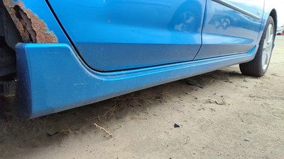 04-06 3 Passenger Right Lower Rocker Panel Moulding Side Skirt 27B Winning Blue
