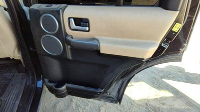 05-09 Land Rover Lr3 Passenger Right Rear Inside Door Trim Panel Switches Back