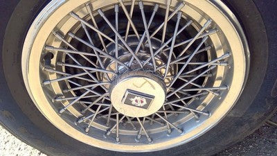 1984-1985 Olds 88 15" Wheel Cover Oem Wire Type Hub Cap Factory Spoke Design