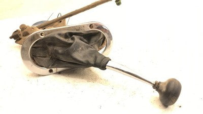 1983 Dodge Ram W350 4x4 Shifter Lever Assembly with Linkage OEM 727 AT NP208