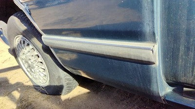 1989 Olds Cutlass Cierra Passenger Right Rear Lower Moulding On Quarter Panel