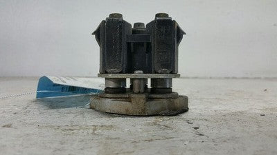1994-1995 Cadillac Deville Egr Valve Assembly Oem 19210678