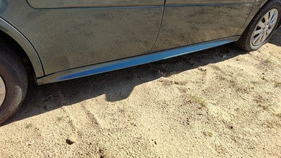 04-08 Grand Prix Passenger Right Lower Rocker Panel Moulding Side Stealth Gray