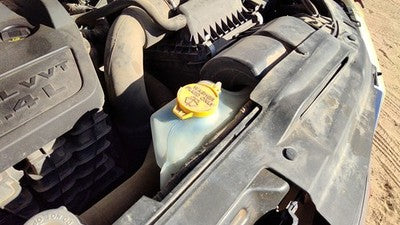 2009-20 Dodge Journey Windshield Washer Fluid Reservoir With Pump Oem Wiper Tank