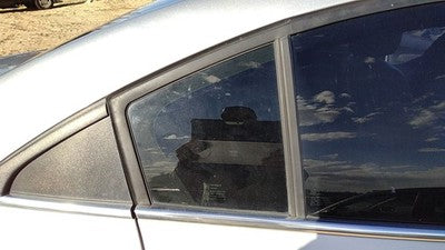 13-14 Cruze Passenger Right Rear Vent Window Back Door Glass With Frame Oem