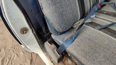 91 Chevy Silverado 1500 Passenger Right Front Seat Belt Retractor Shoulder Blue