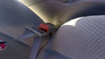 00-06 Stratus Passenger Right Front Seat Belt Buckle Female Receiver Tan L5