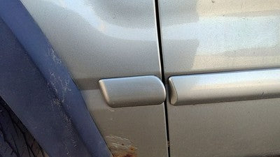 02-05 Ford Explorer Driver Left Moulding From Fender Trim Strip B2 Harvest Gold