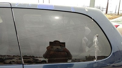 1998-2003 Toyota Sienna Driver Left Rear Quarter Glass Back Side Window Oem
