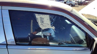 2005-2010 Chrysler 300 Passenger Right Front Side Window Door Glass Oem