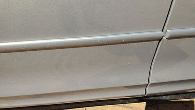 98-02 Oldsmobile Intrigue Driver Left Front Moulding From Door Trim Silver 17U