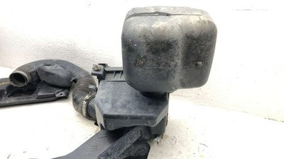 10-12 Legacy Outback Air Intake Cleaner Filter Box Housing With Tube 2.5L