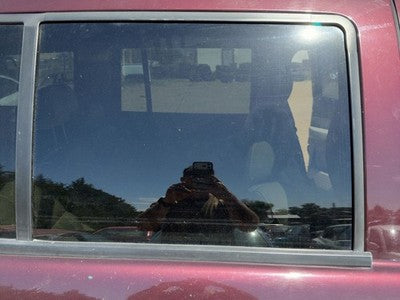 2004-2009 Dodge Durango Passenger Right Rear Side Window Door Glass Oem Back