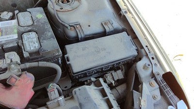 2010-2012 Ford Fusion Engine Fuse Box Power Distribution Panel Oem 2.5L