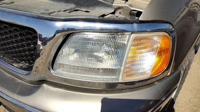 1997-2002 Ford Expedition Driver Left Head Light With Turn Lamp Oem 3L3Z13008Da