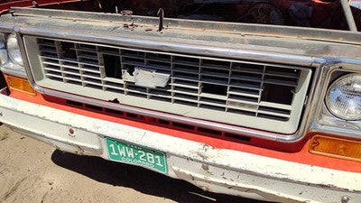 1973-1980 Chevy Silverado K10 Front Grille Assembly Complete Oem 331572
