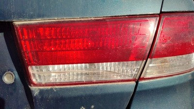 2006-2008 Hyundai Sonata Passenger Right Inner Tail Light Brake Lamp Oem Rear
