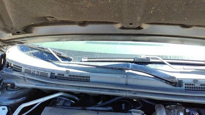2007-2012 Nissan Sentra Passenger Right Windshield Wiper Arm Oem Blade Lever