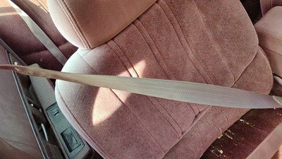 1998 Buick Lesabre Passenger Right Front Seat Belt Retractor Oem Shoulder Red