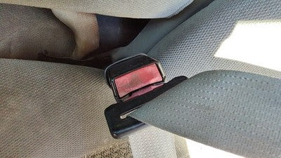 2001-2004 F250 Super Duty Driver Left Front Seat Belt Buckle Receiver Oem Gray