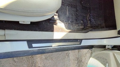 12 Legacy Outback Passenger Right Lower Sill Step Moulding Trim Panel Warm Ivory