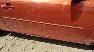 05-08 Cobalt Passenger Right Front Moulding From Door Oem Trim Strip Orange 56U