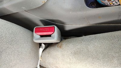 2006-2007 Hyundai Sonata Passenger Right Front Seat Belt Buckle Receiver Gray