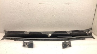 2008 Chevy Silverado 2500 Windshield Wiper Cowl Vent Trim Panel Oem Cover