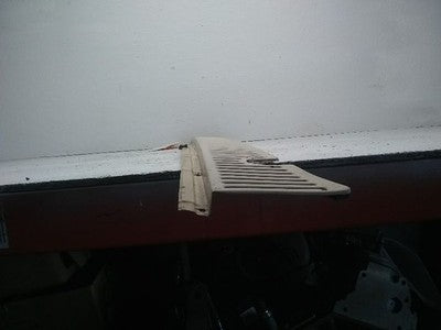 1985 Jeep Grand Wagoneer Windshield Wiper Cowl Trim Molding OEM Cover