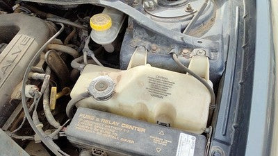 2000-2003 Chrysler 300M Coolant Reservoir Radiator Overflow Tank Bottle Oem