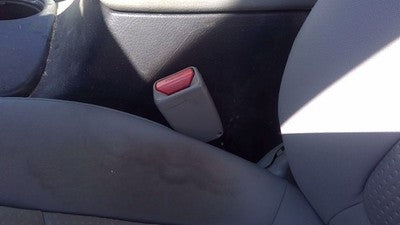 11-13 Kia Sorento Driver Left Front Seat Belt Buckle Female Receiver Black Eb