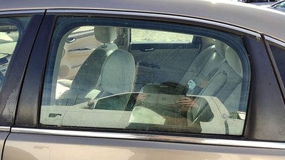 2006-2016 Chevy Impala Driver Left Rear Side Window Door Glass Oem Back 25799129