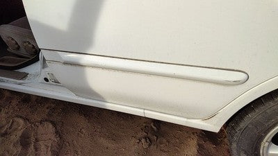 00-03 Sentra Driver Left Rear Moulding From Door Back Trim Strip White Qm1