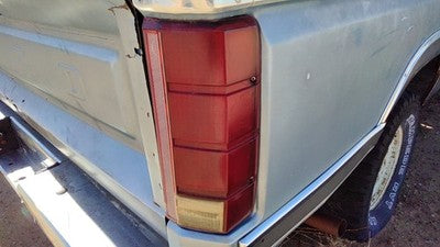1980-1986 Ford F150 Passenger Right Tail Light Brake Lamp Oem Rear E4tz13404b